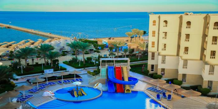 حجز فندق ايه ام سى رويال الغردقة ، AMC Royal Hotel